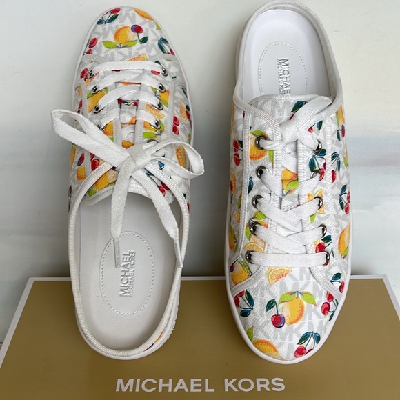 Michael Kors POPPY SLIDE SNEAKERS 
FRUIT PAINT MK SIG SM
49T4POFP1Q Platforms - Picture 12 of 16
